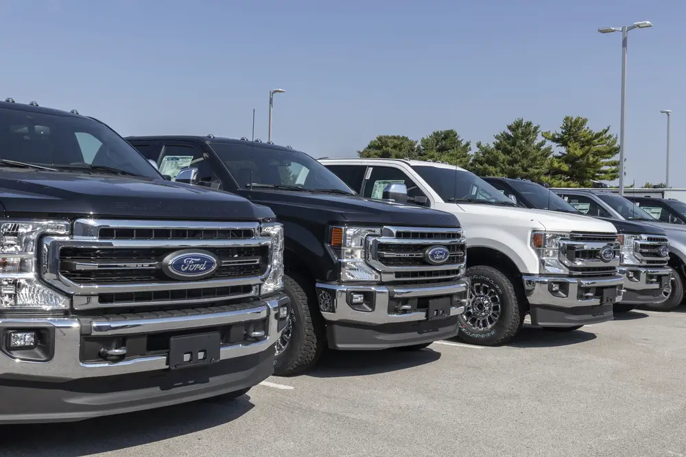 Are F150 and F250 doors the same?